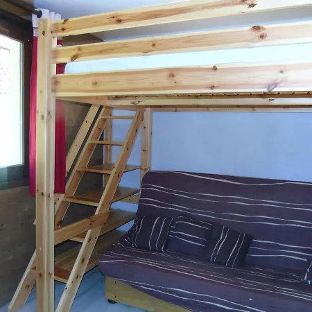Chaleureux Avec Balcon Et Parking A - Fr-1-198-114 Daire *