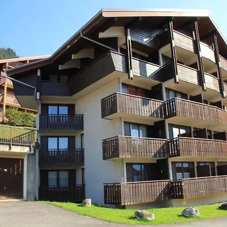Daire Chaleureux Avec Balcon Et Parking A - Fr-1-198-114 Châtel